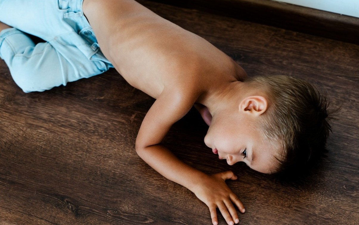 Ilustrasi Anak Kurus